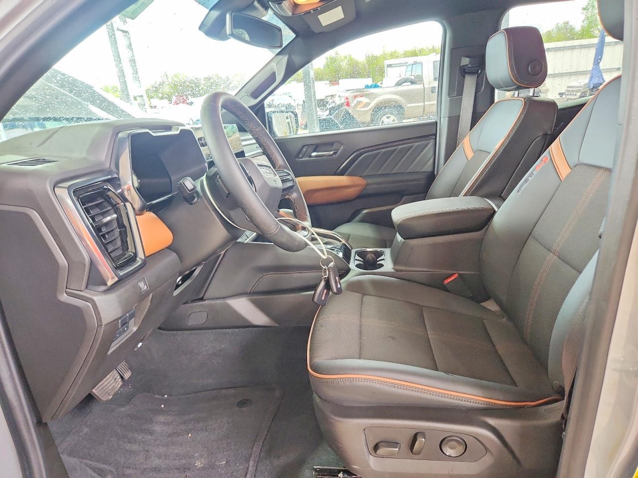 2024 GMC Canyon AT4