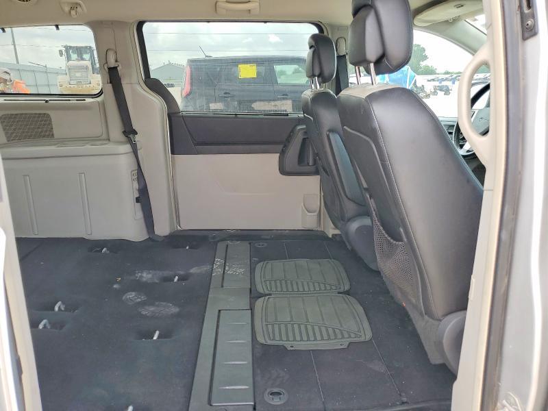 2010 Chrysler Town & Country Touring Plus