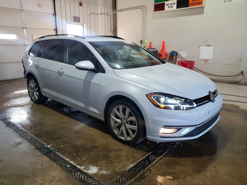 2019 Volkswagen Golf Sportwagen s