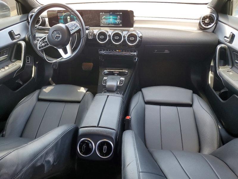 2020 Mercedes-Benz A 220