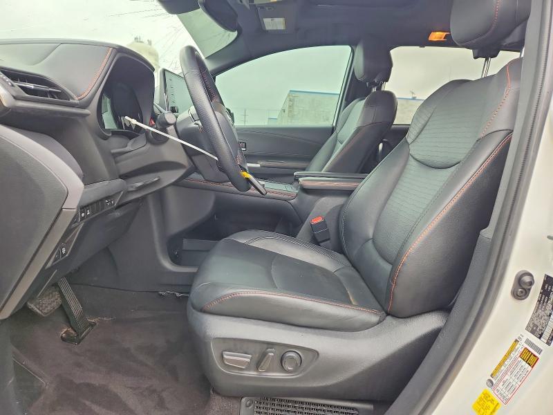 2021 Toyota Sienna xse 7-passenger