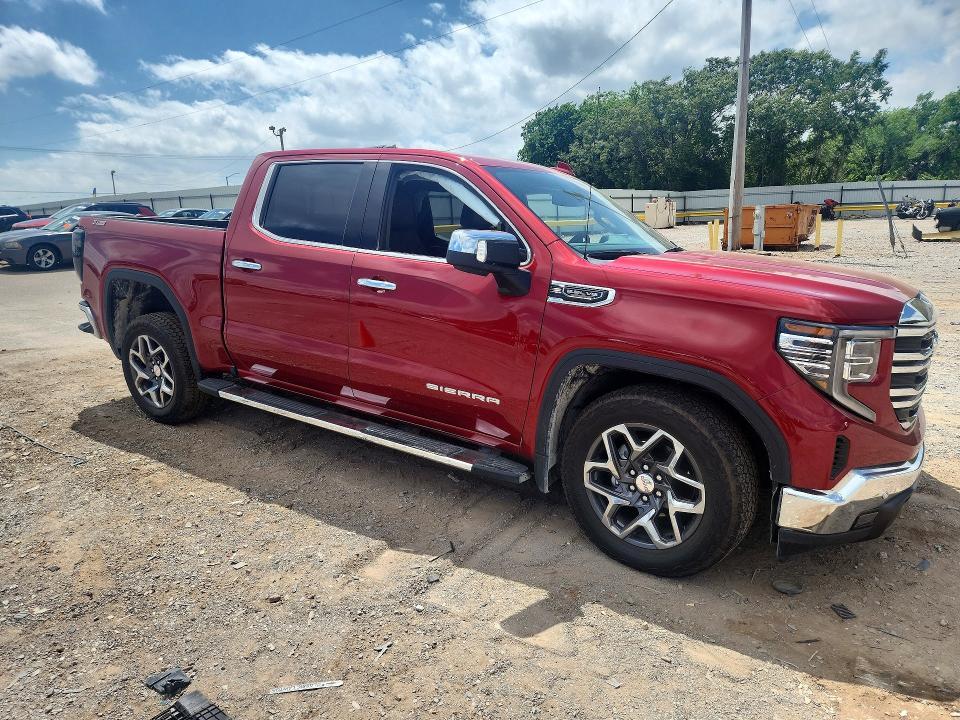 2026 GMC Sierra K1500 SLT