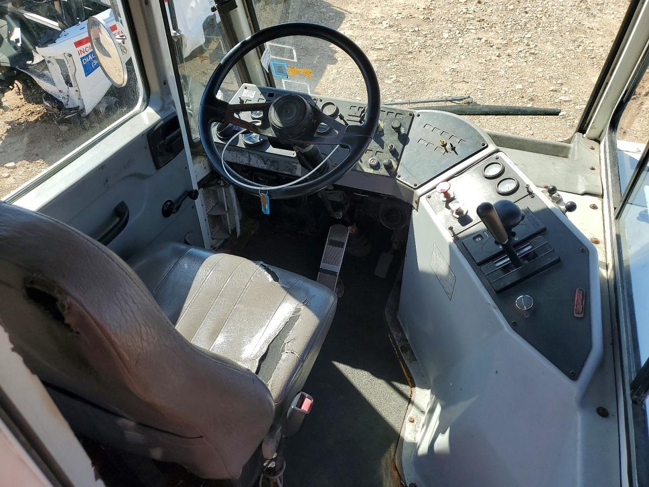 2015 Kalm AR Ottawa Yard Truck