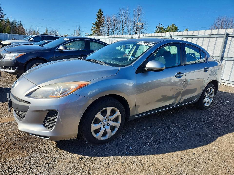 2013 Mazda 3 I