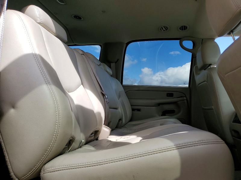 2005 Chevrolet Suburban C1500