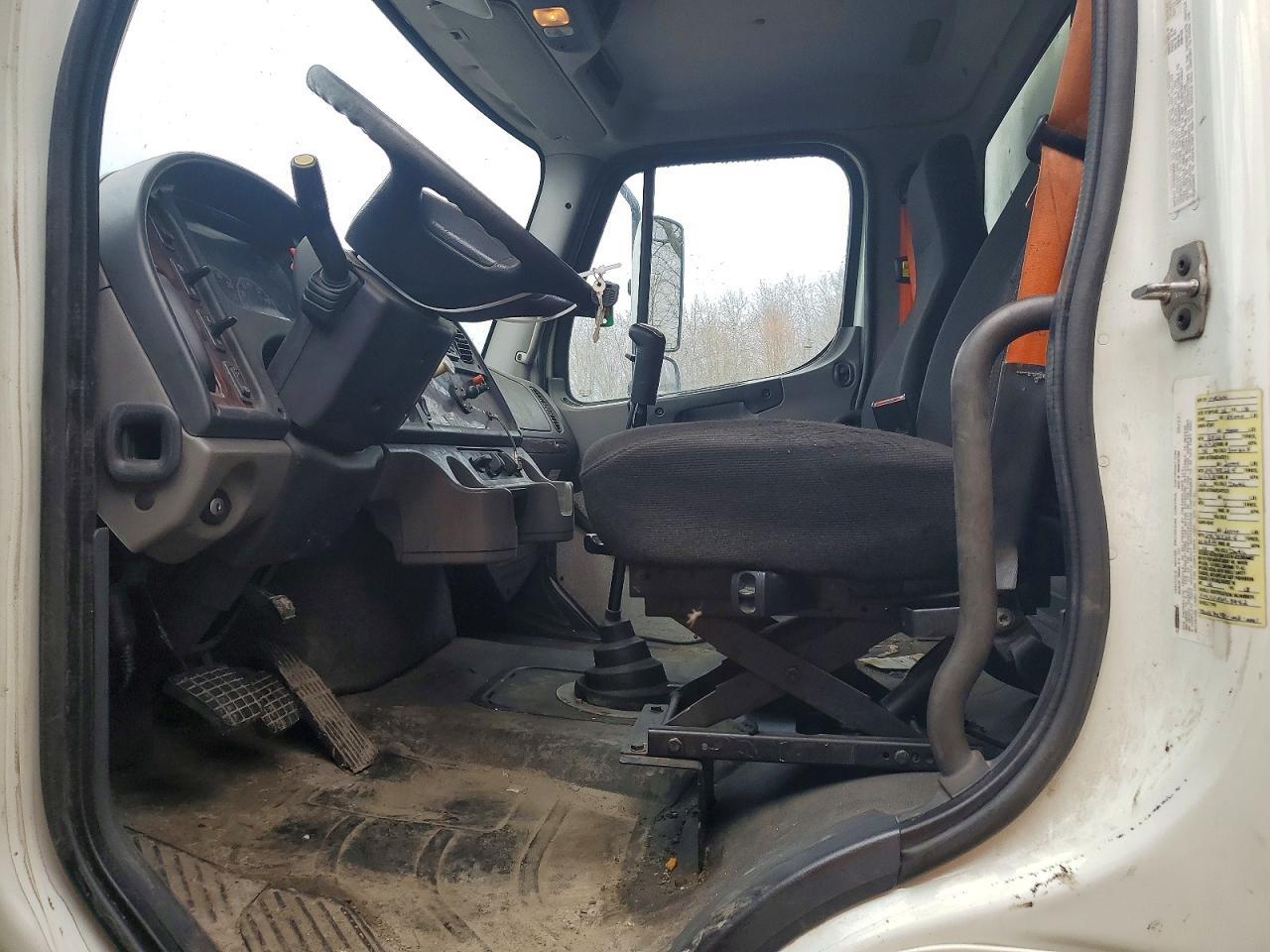 2014 Freightliner M2 106 Medium Duty