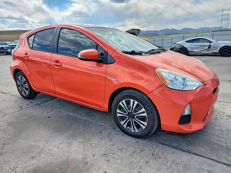 2014 Toyota Prius c two