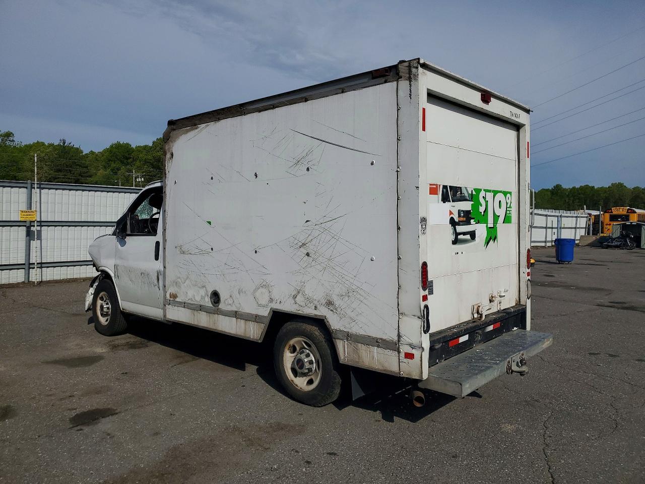 2012 GMC Savana Cutaway G3500