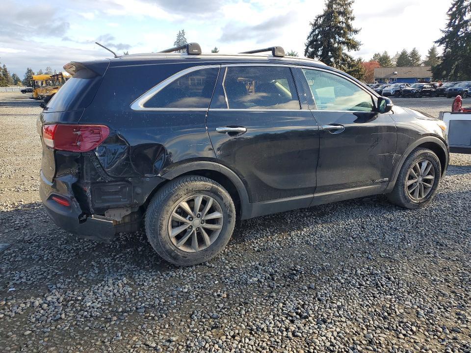 2016 KIA Sorento lx V6
