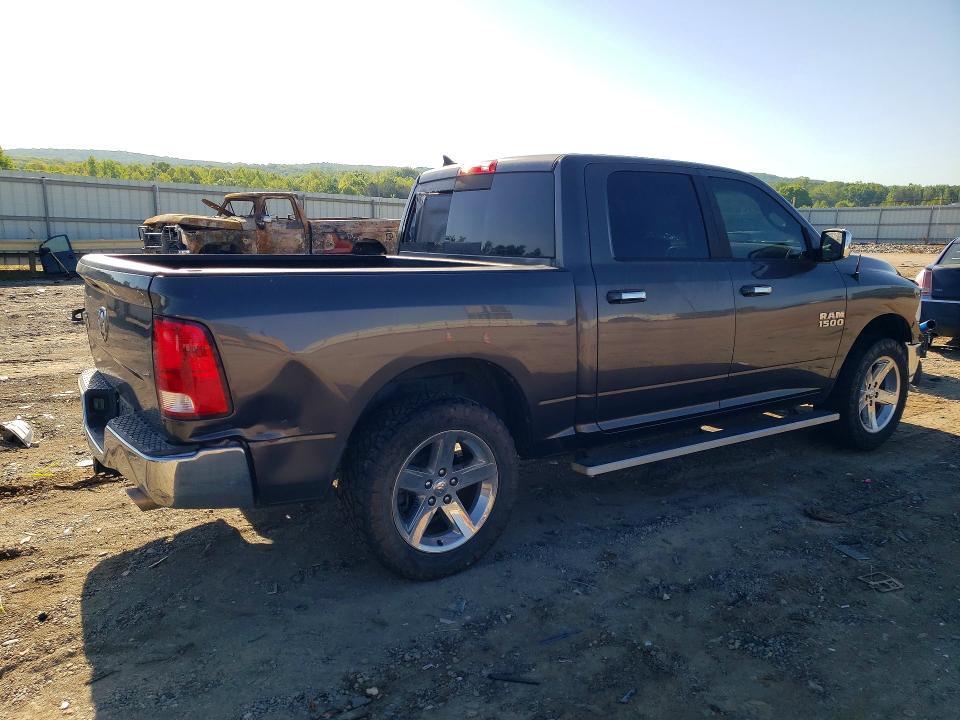 2015 Dodge RAM 1500 SLT