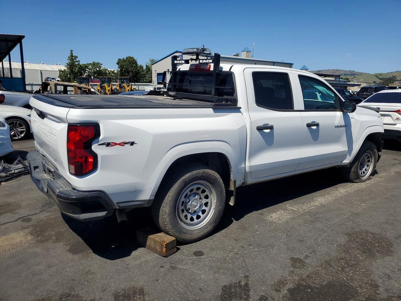 2023 Chev Colorado