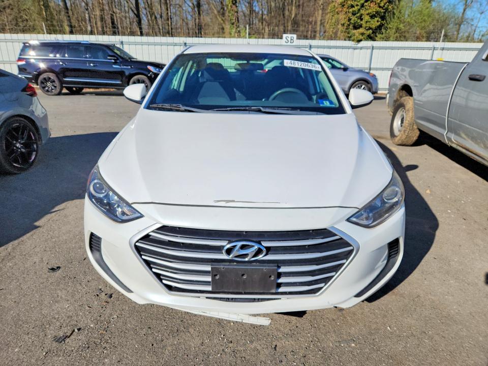 2018 Hyundai Elantra se