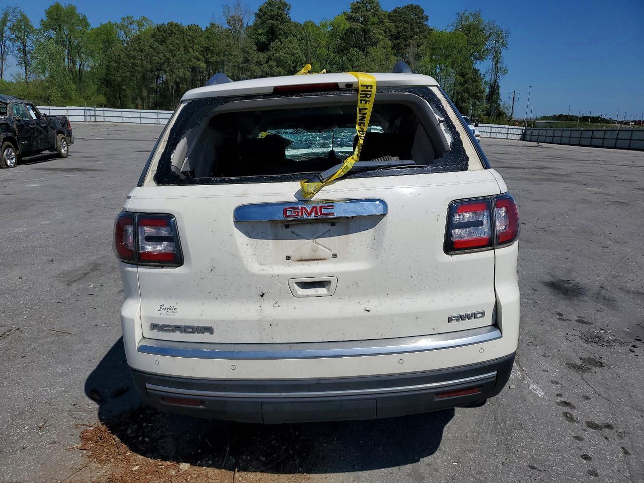 2015 GMC Acadia sle