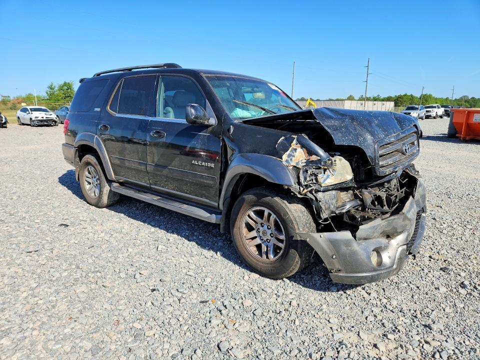 2004 Toyota Sequoia SR5