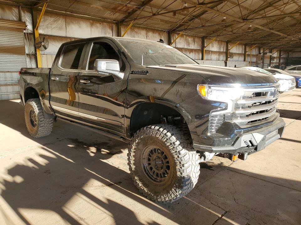 2022 Chevrolet Silverado K1500 High Country