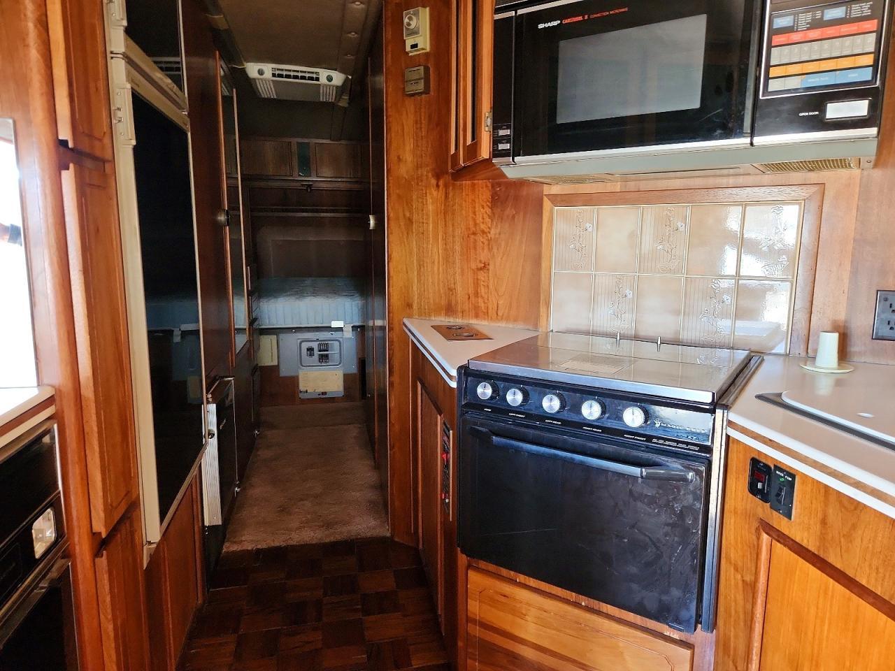 1988 Foretravel RV