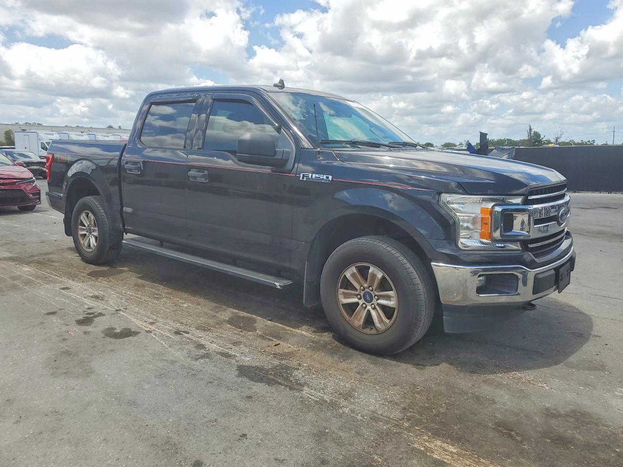2019 Ford F150 XLT 4WD 5.0 V8 FFV Crew Cab