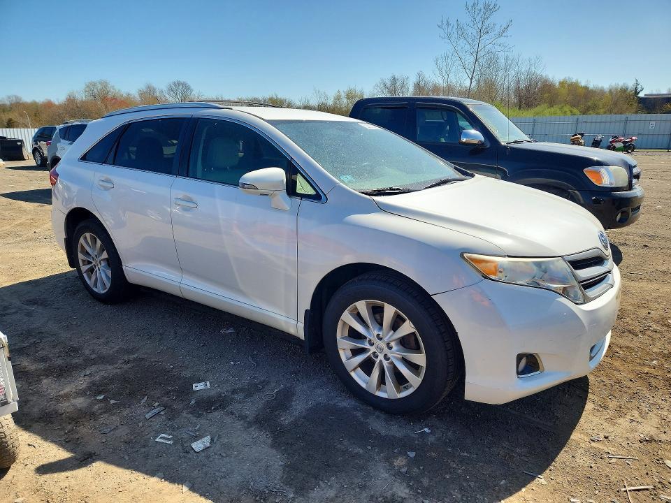 2015 Toyota Venza le