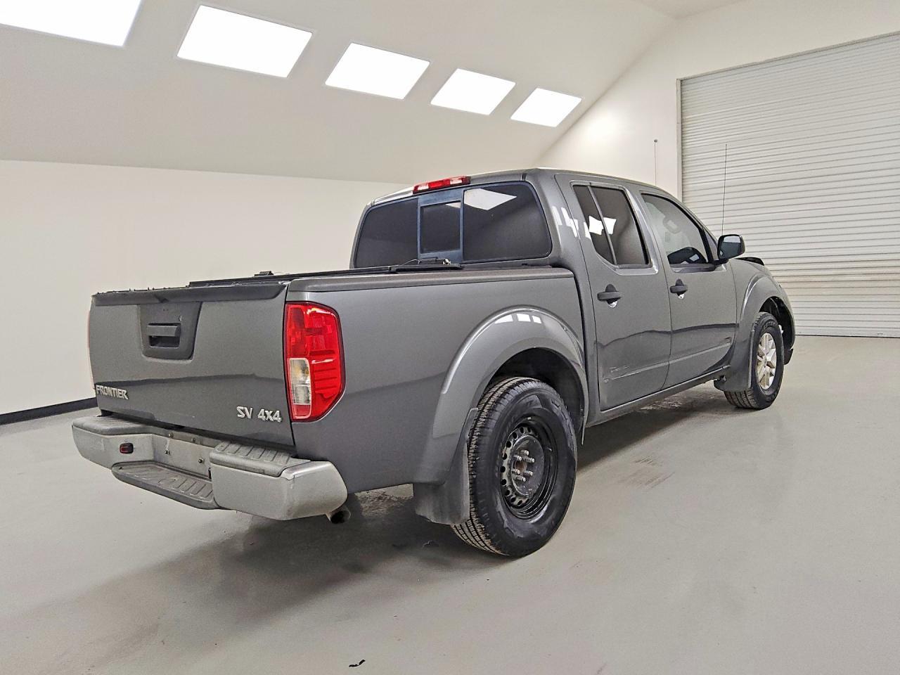 2018 Nissan Frontier SV