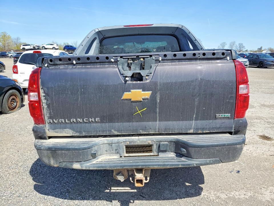 2010 Chevrolet Avalanche LS