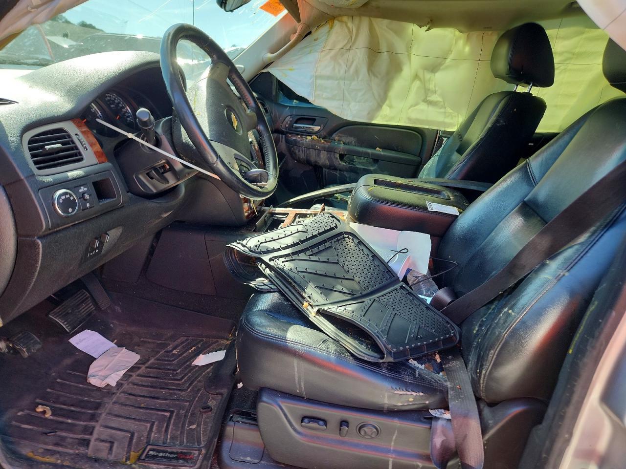 2011 Chevrolet Avalanche LTZ