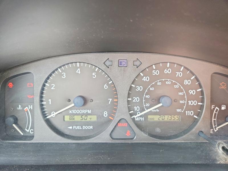 2002 Toyota Corolla le