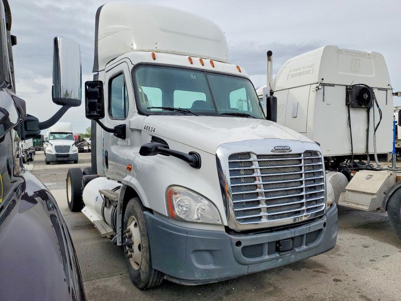 2018 Freigliner 2018 Freightliner Cascadia 113 Semi Truck