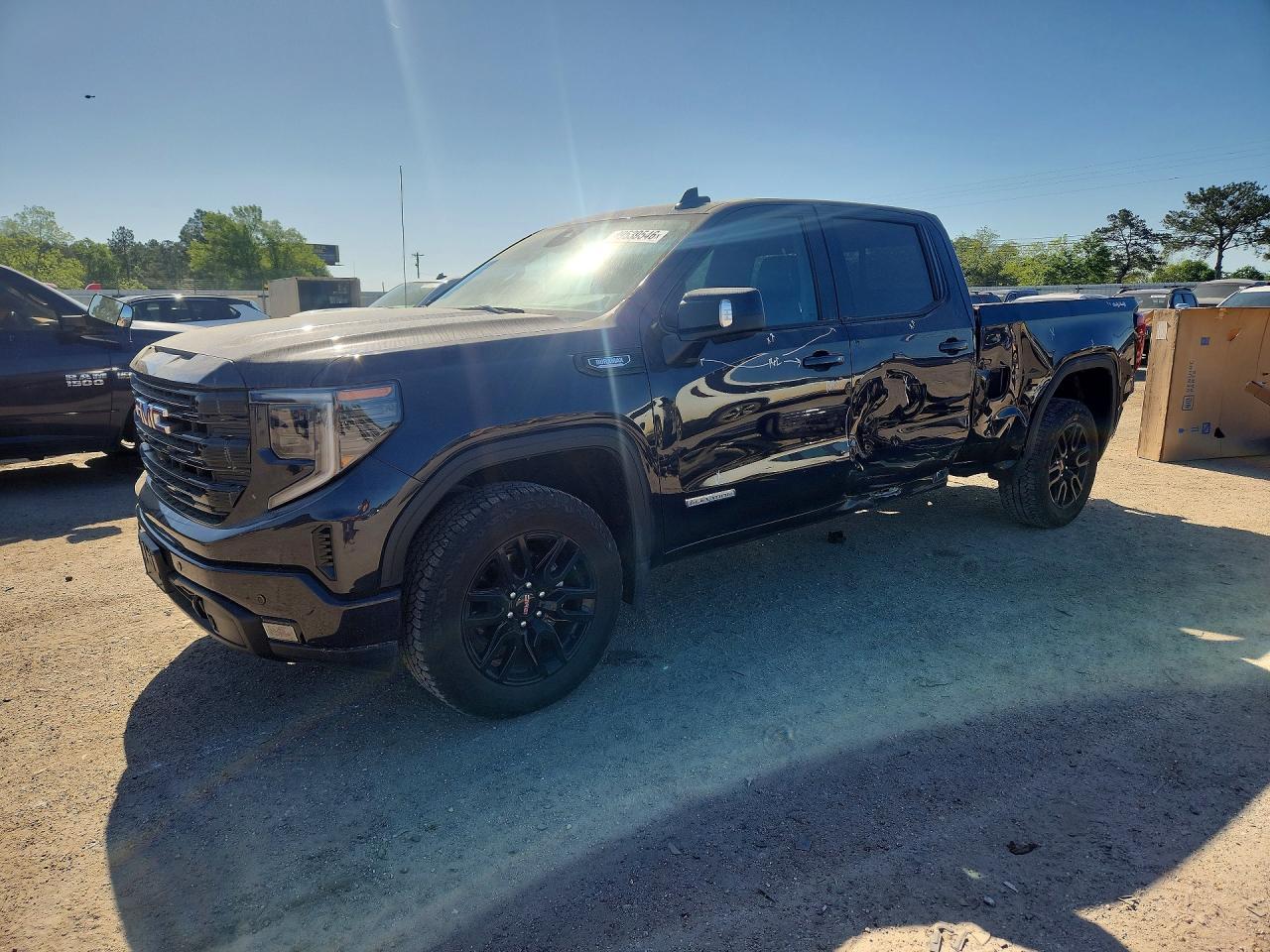 2025 GMC Sierra K1500 Elevation