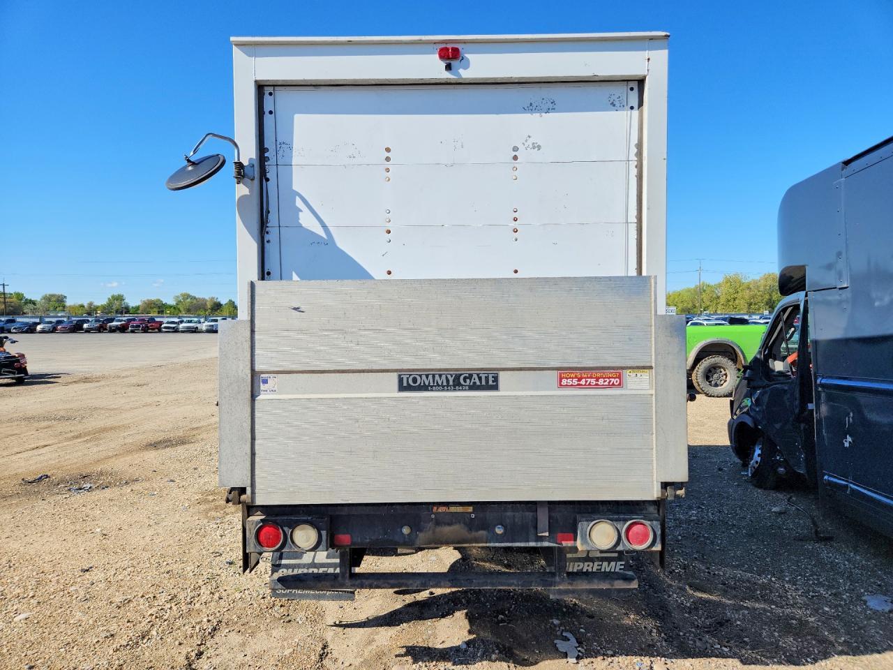 2015 Chev Rolet Express BOX Truck