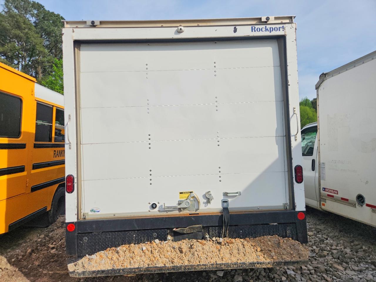 2022 Chev Rolet Express Delivery Truck