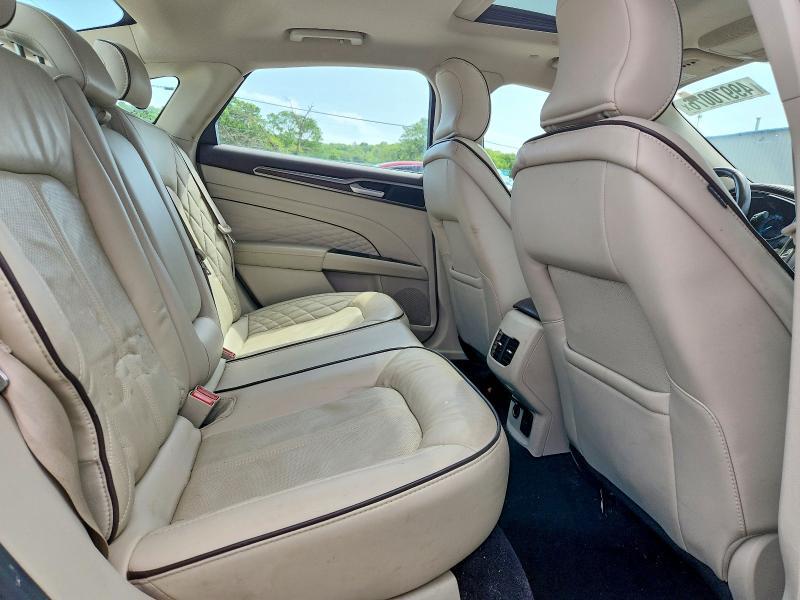 2017 Ford Fusion Titanium hev