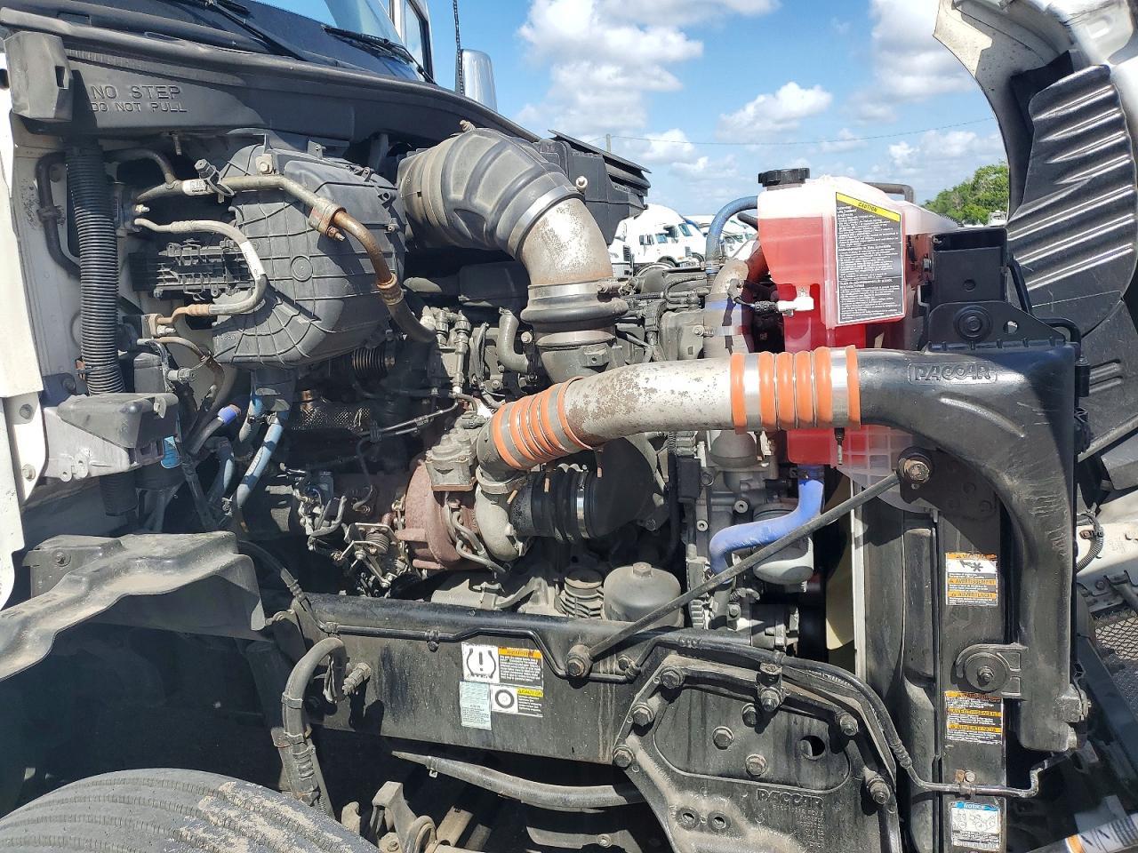 2020 Kenworth T680 Semi Truck
