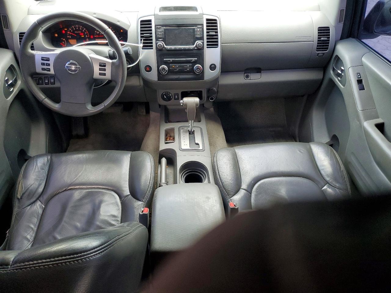 2016 Nissan Frontier SV