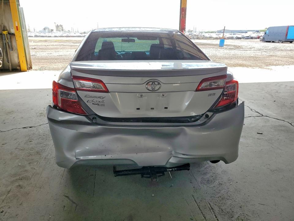 2013 Toyota Camry le Automatic