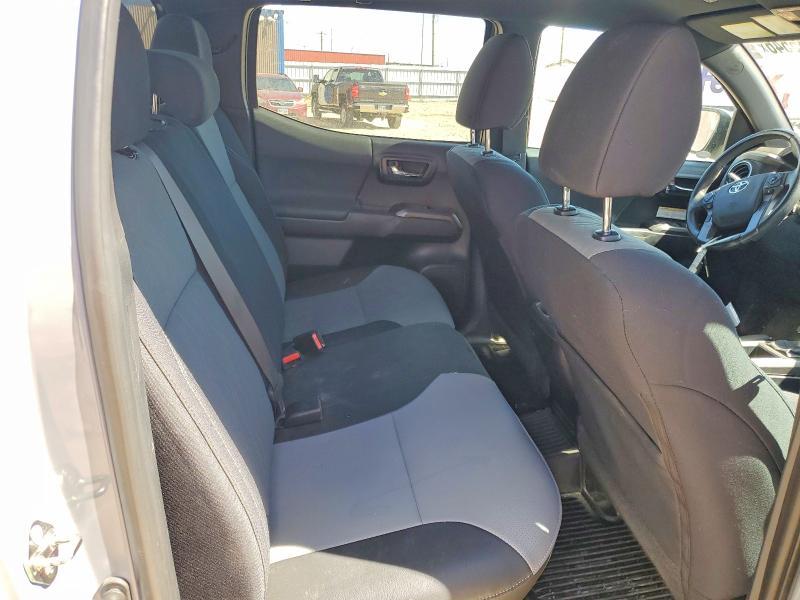 2020 Toyota Tacoma trd Off-road