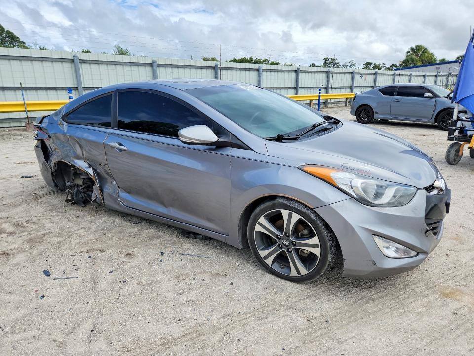 2013 Hyundai Elantra Coupe se