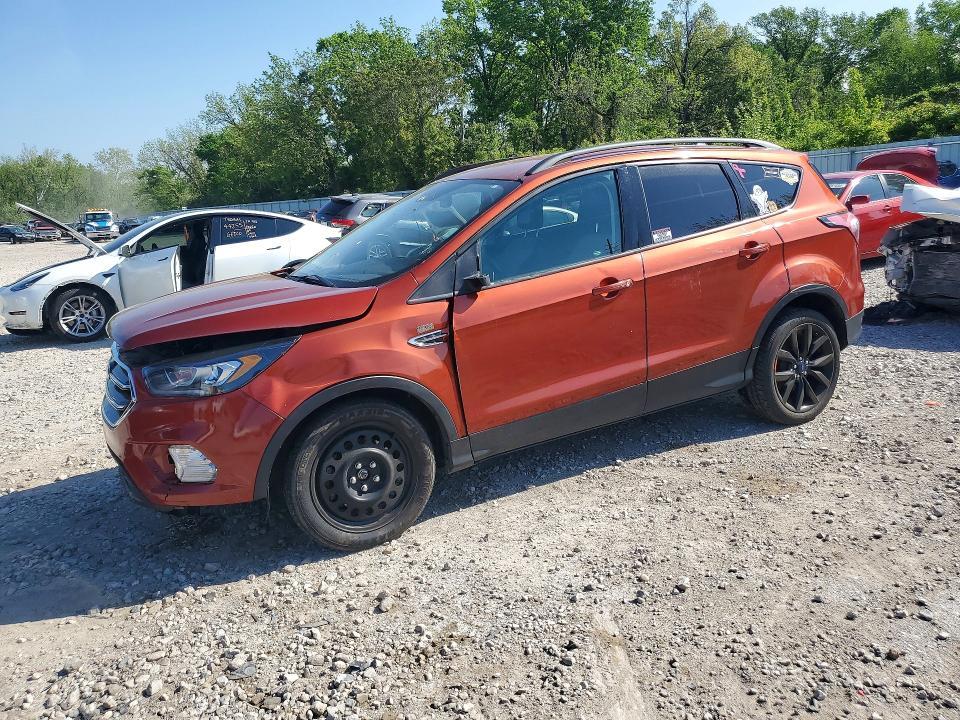 2019 Ford Escape se
