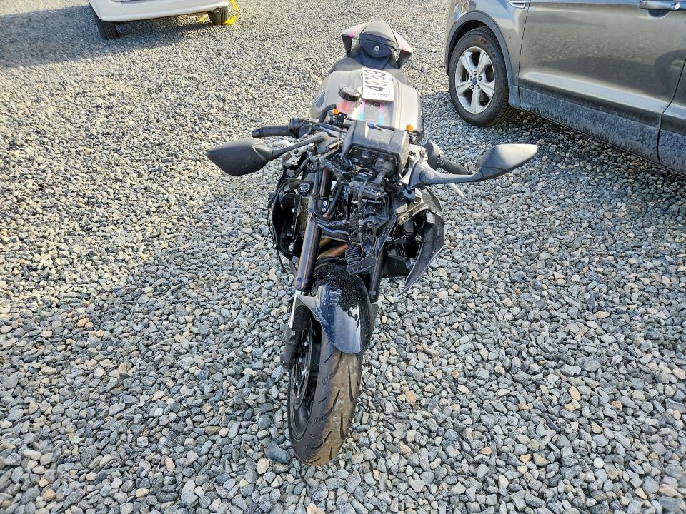 2024 Yamaha YZFR7