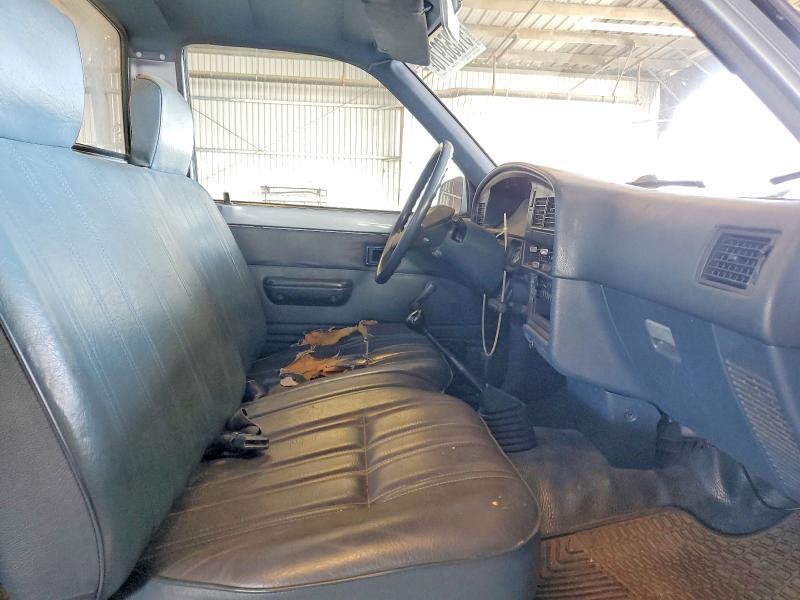 1989 Toyota Pickup Base