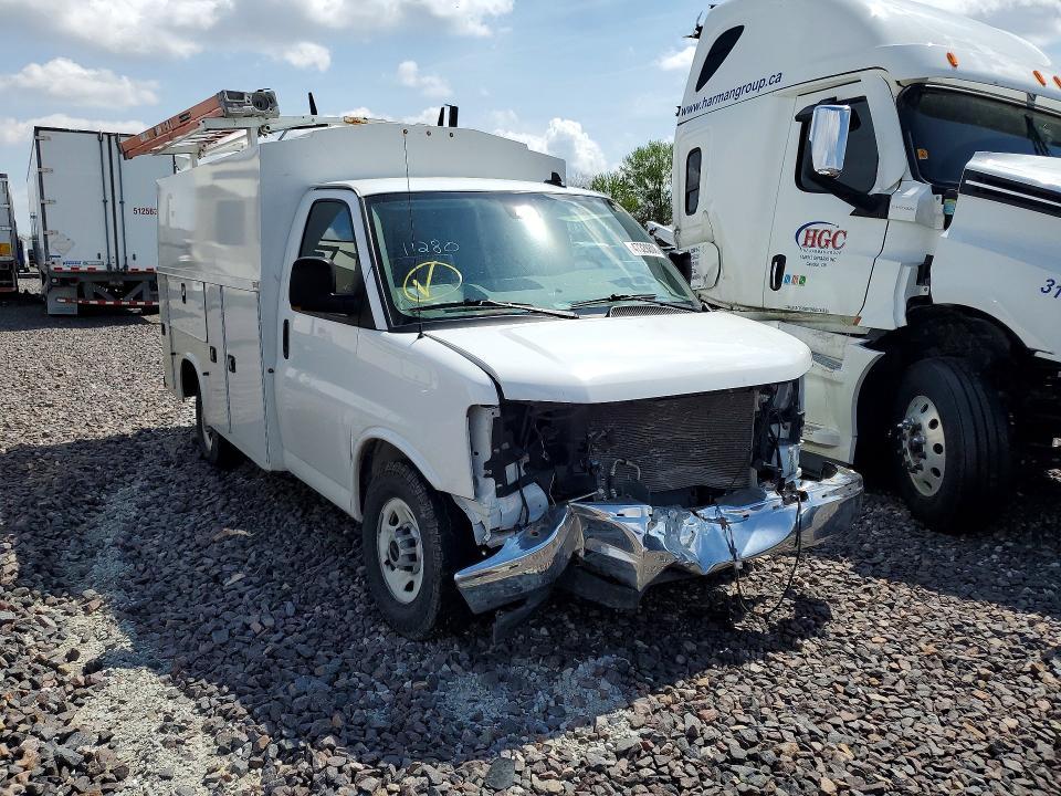 2023 GMC Savana Utility / Service Truck