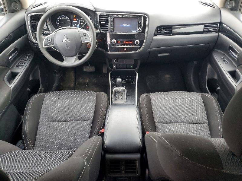 2020 Mitsubishi Outlander es