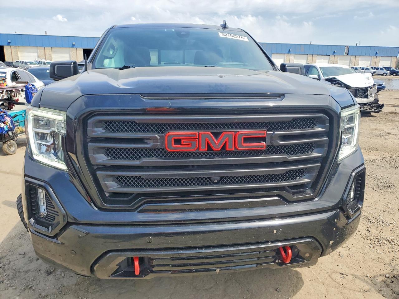 2021 GMC Sierra K1500 AT4