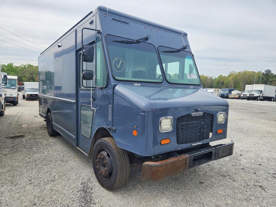 2021 Freightliner MT45G Chassis Delivery Truck