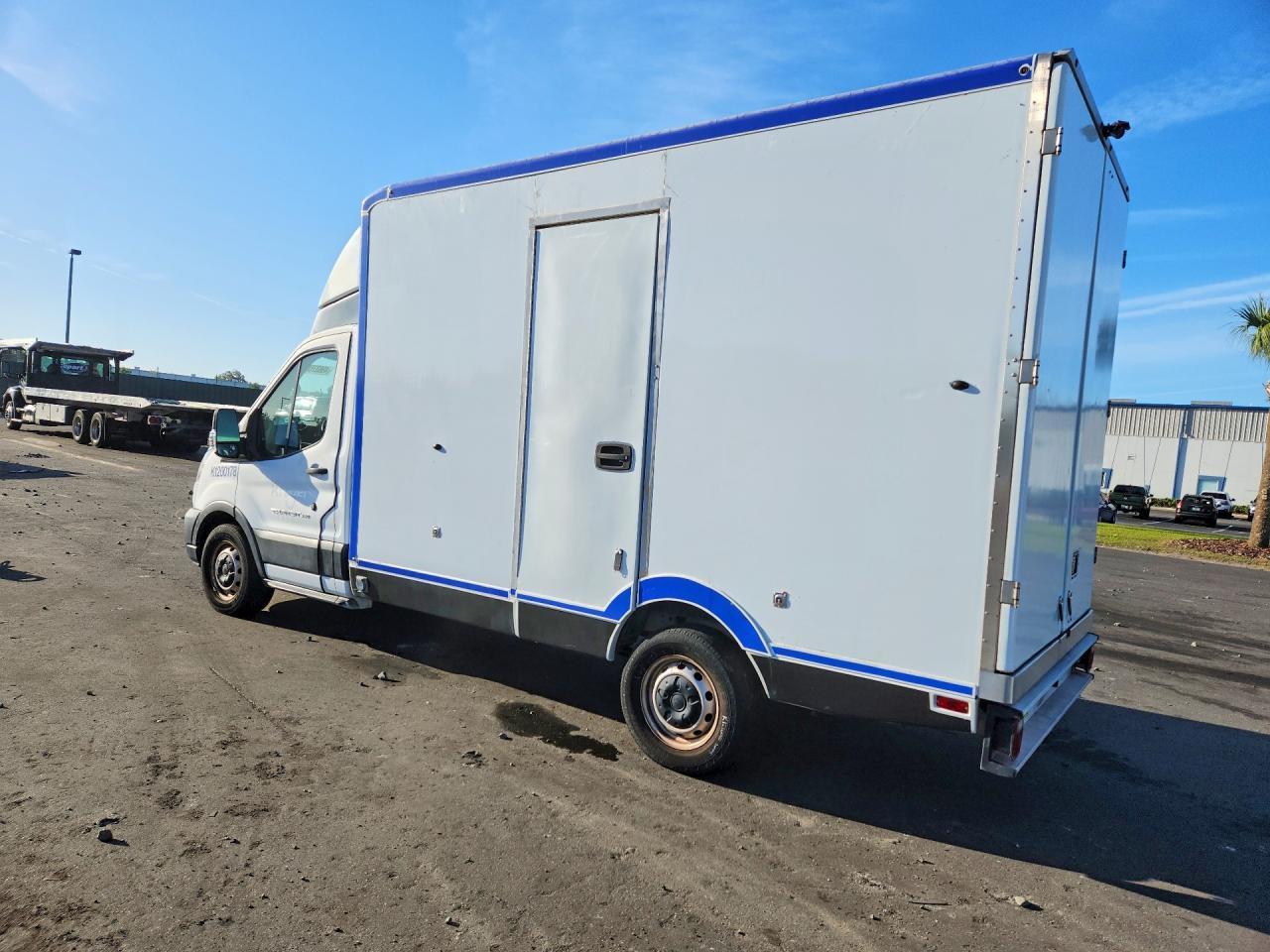 2020 Ford Transit Delivery Truck