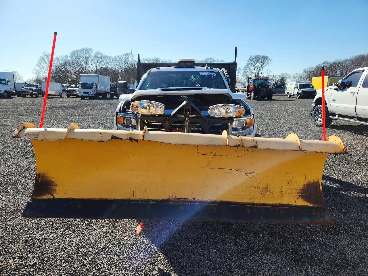 2018 GMC Sierra 3500 HD Flatbed Truck