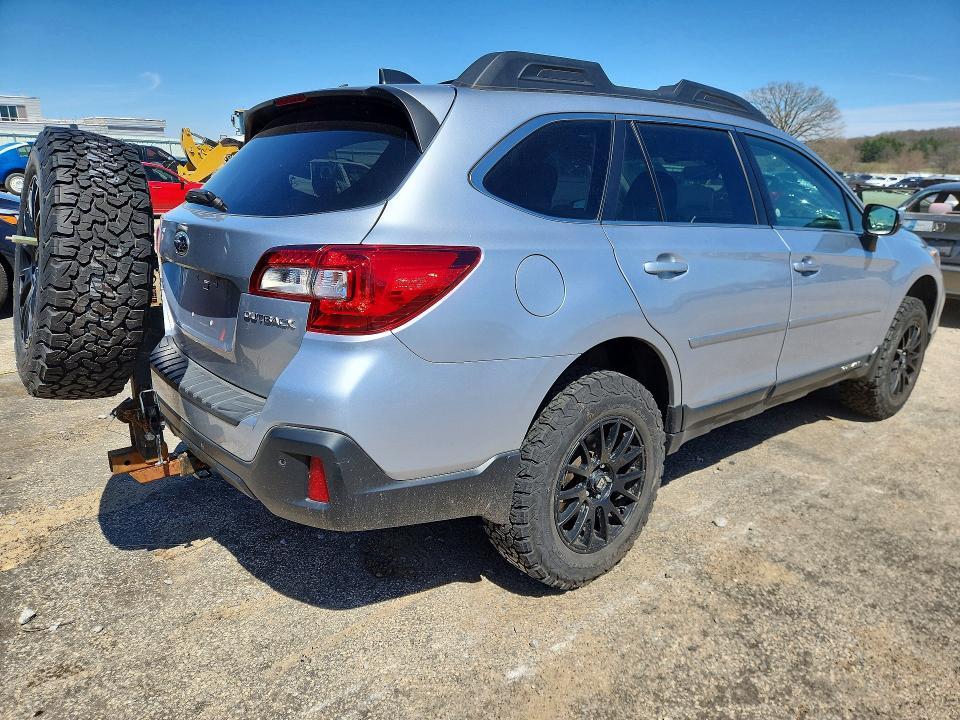 2018 Subaru Outback 2.5i Limited