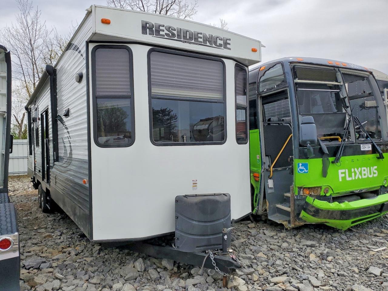 2014 Keystone Residence Camper