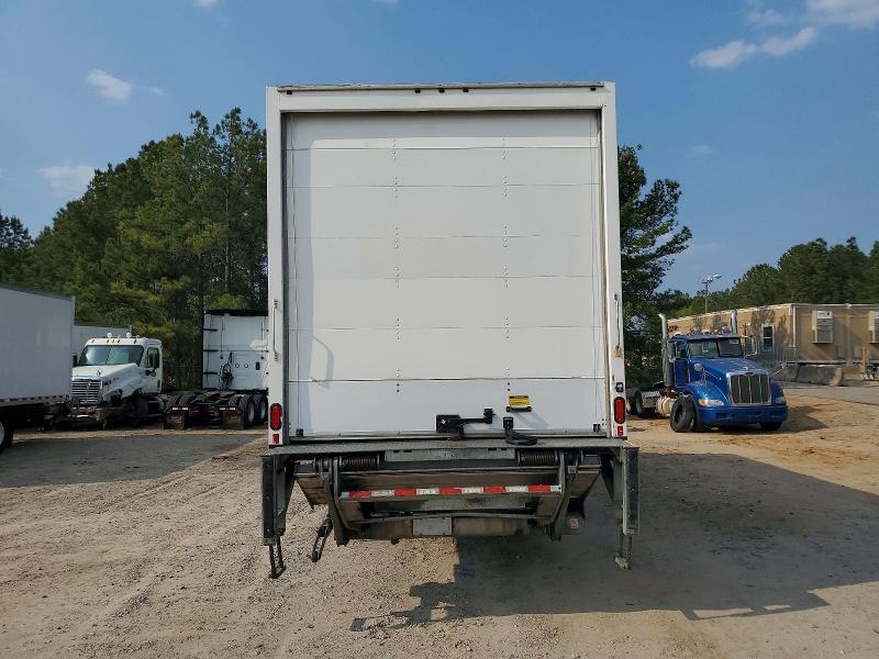 2019 Freigliner 2019 Freightliner Business Class M2 BOX Truck