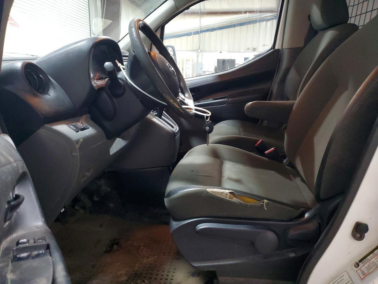 2017 Nissan NV200 SV