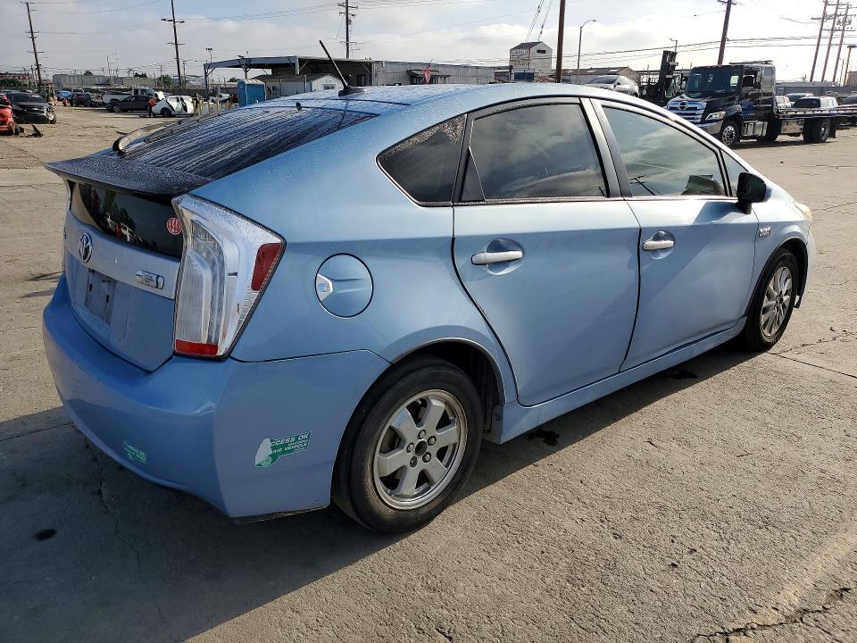 2015 Toyota Prius Plug-in Hybrid Advanced